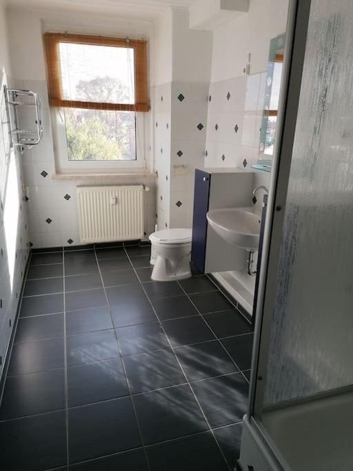 Kleine Wohnung Fuer Monteure Und Dienstreisen Zwickau Zewnętrze zdjęcie